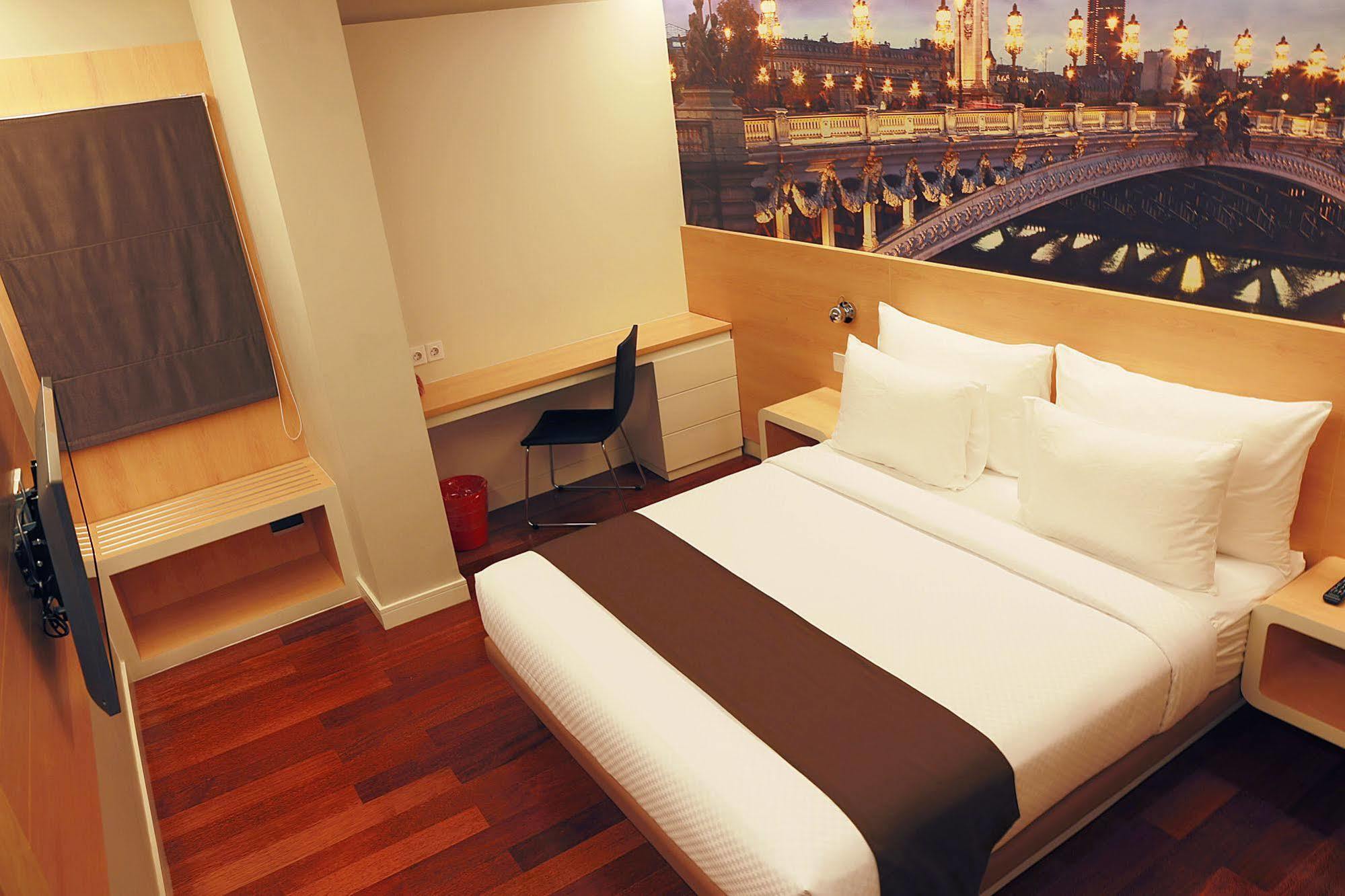 Citihub Hotel @ Pecindilan 수라바야 외부 사진