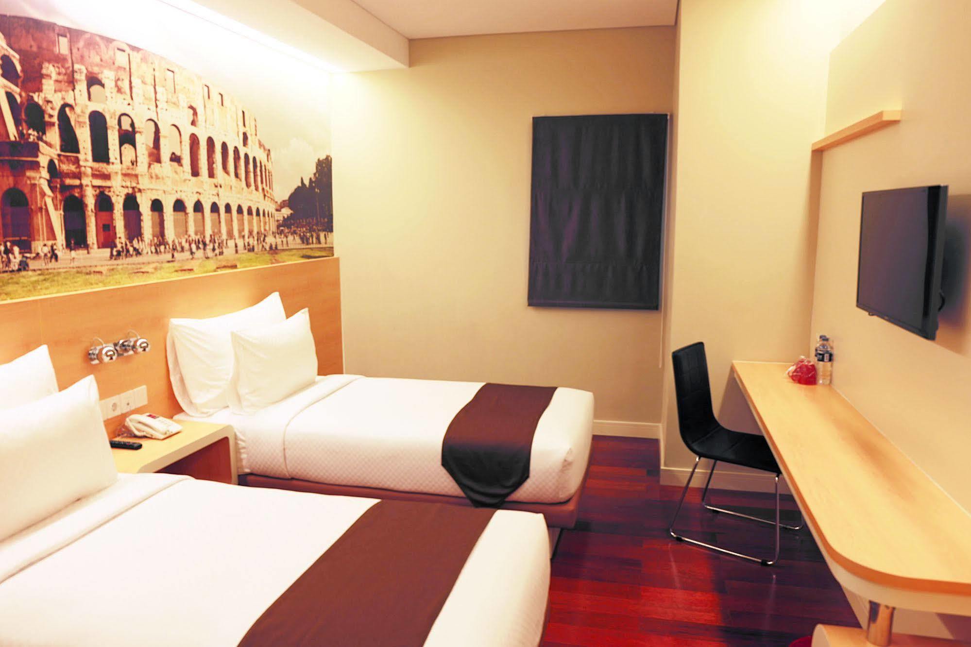 Citihub Hotel @ Pecindilan 수라바야 외부 사진