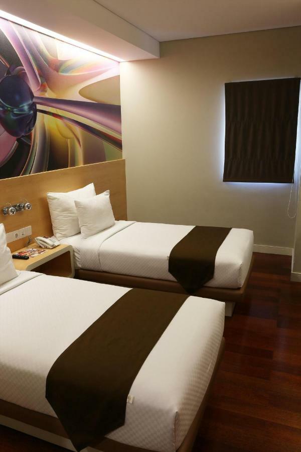 Citihub Hotel @ Pecindilan 수라바야 외부 사진