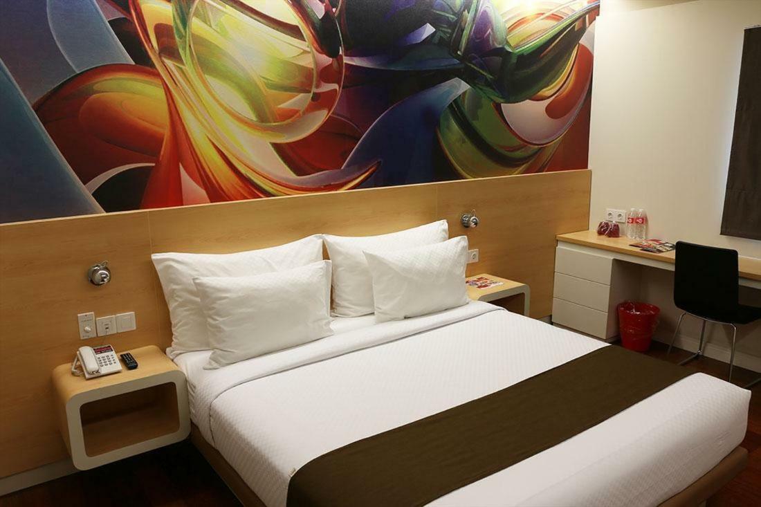 Citihub Hotel @ Pecindilan 수라바야 외부 사진